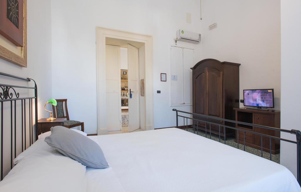 Palazzo Scarciglia - Dimora D'Epoca Minervino di Lecce Quarto foto