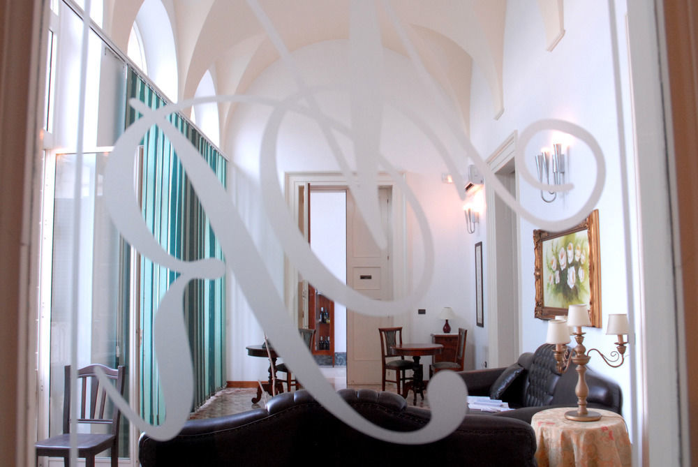 Palazzo Scarciglia - Dimora D'Epoca Minervino di Lecce Exterior foto