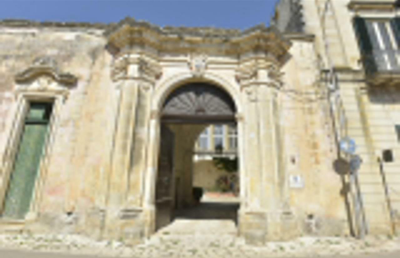 Palazzo Scarciglia - Dimora D'Epoca Minervino di Lecce Exterior foto